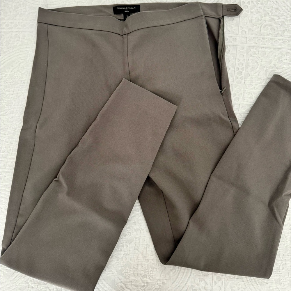 Women’s Banana Republic Dress Pant